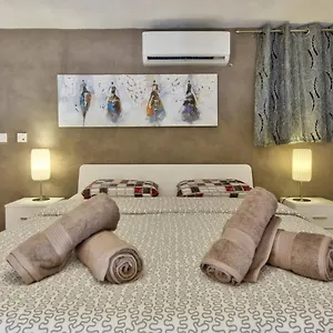 Spinola Court - Stunning Seaview & Penthouse On Spinola Bay By Shortletsmalta Saint Julian's
